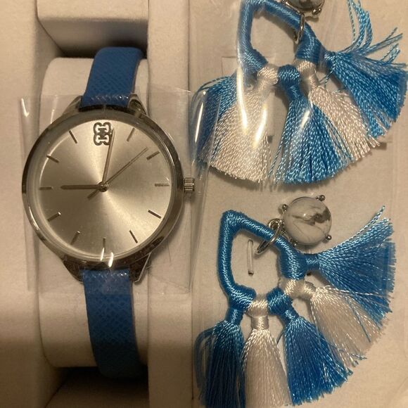NICE GIFT SET, STILL IN IT’S ORIGINAL SEALED  BOX AND GIFT PACKAGING.  NWT - Picture 1 of 6